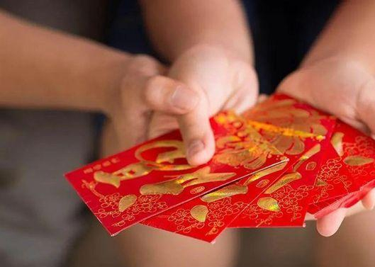 關(guān)懷員工父母，為員工父母設(shè)置關(guān)懷金制度